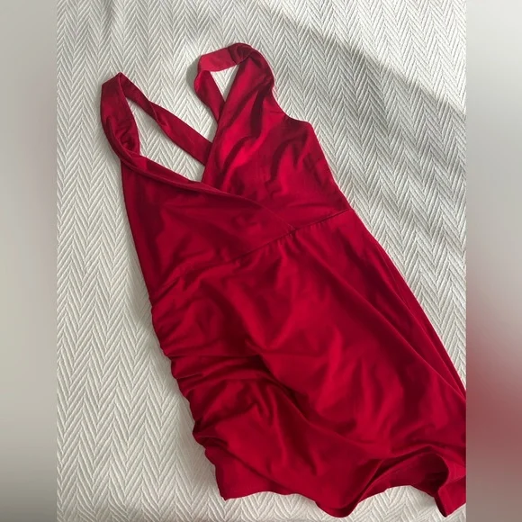 BCBGENERATION Elegant Red FAUX WRAP ASSYMETRICAL DEEP V Dress - Picture 3 of 6